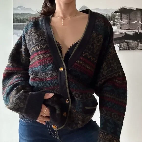 90s vintage one of a kind cabincore slouchy cardigan - Picture 5 of 9